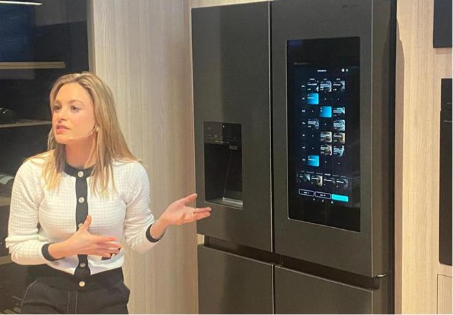 CES2025引领智能家居新潮流爱游戏体育海信大屏冰箱780闪耀(图9)